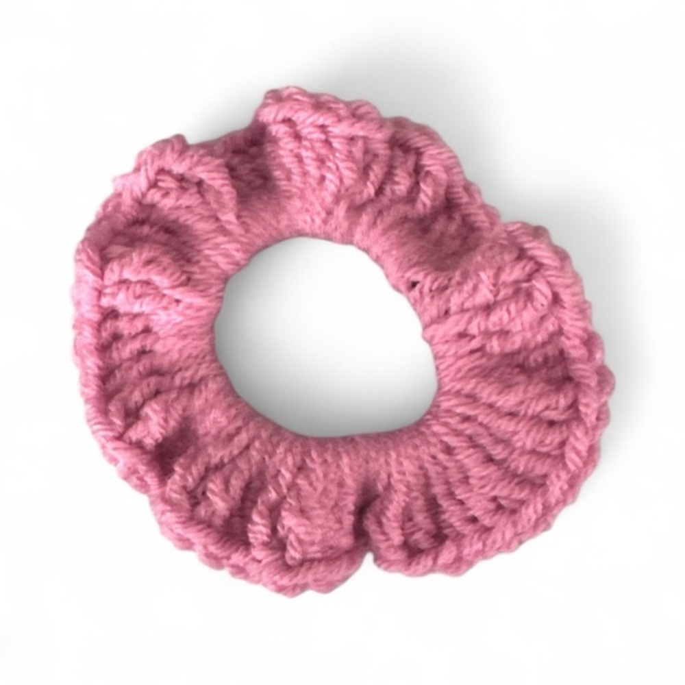 Elegant Pink Knit Hair Scrunchie